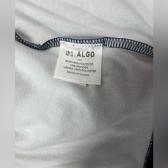 Stich Fix 01.Algo performance hoodie - Picture 4 of 5